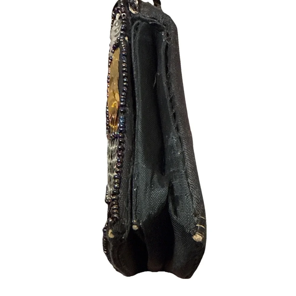 Vintage Sequin Geometric Evening Bag – Metallic Arcs & Rope Strap